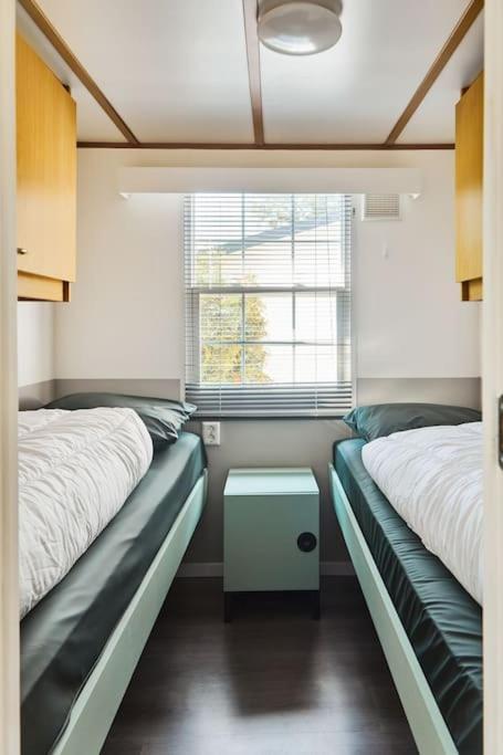 4 Persons Chalet Valkenbosch Situated In The Forested Area 오이스터위지크 외부 사진